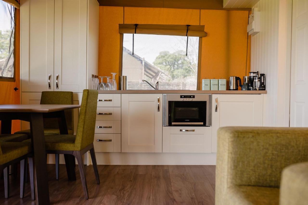 Hencote Vineyard Glamping Village ชรูว์สเบอรี ภายนอก รูปภาพ