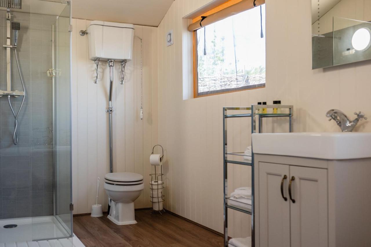 Hencote Vineyard Glamping Village ชรูว์สเบอรี ภายนอก รูปภาพ